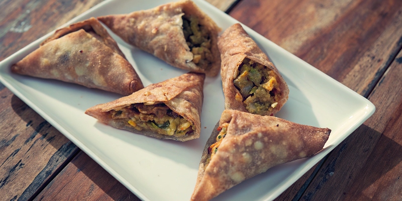 VEGETABLE PIEâCRUST SAMOSAS